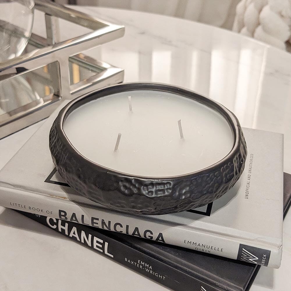 Aeolian 3 Wick Black Scented Candle - Bridgnorth Furniture
