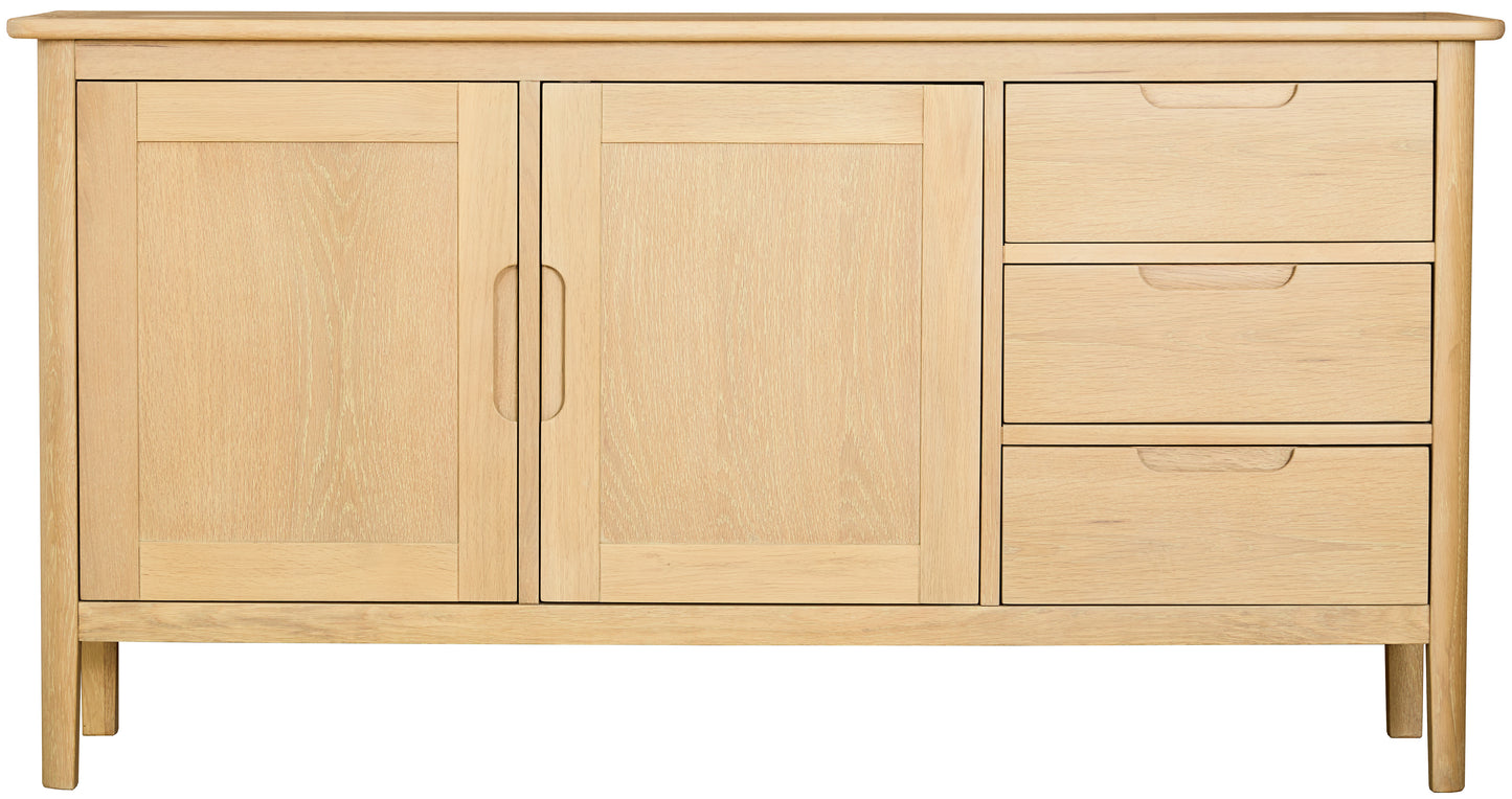 Munslow 2 Door 3 Drawer Sideboard - Bridgnorth Furniture