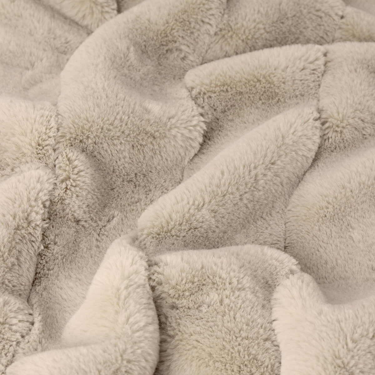 Empress Faux Fur Throw Oat - Bridgnorth Furniture