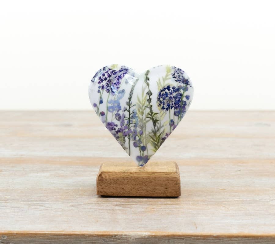 Lavender Design Heart on Base, 12cm