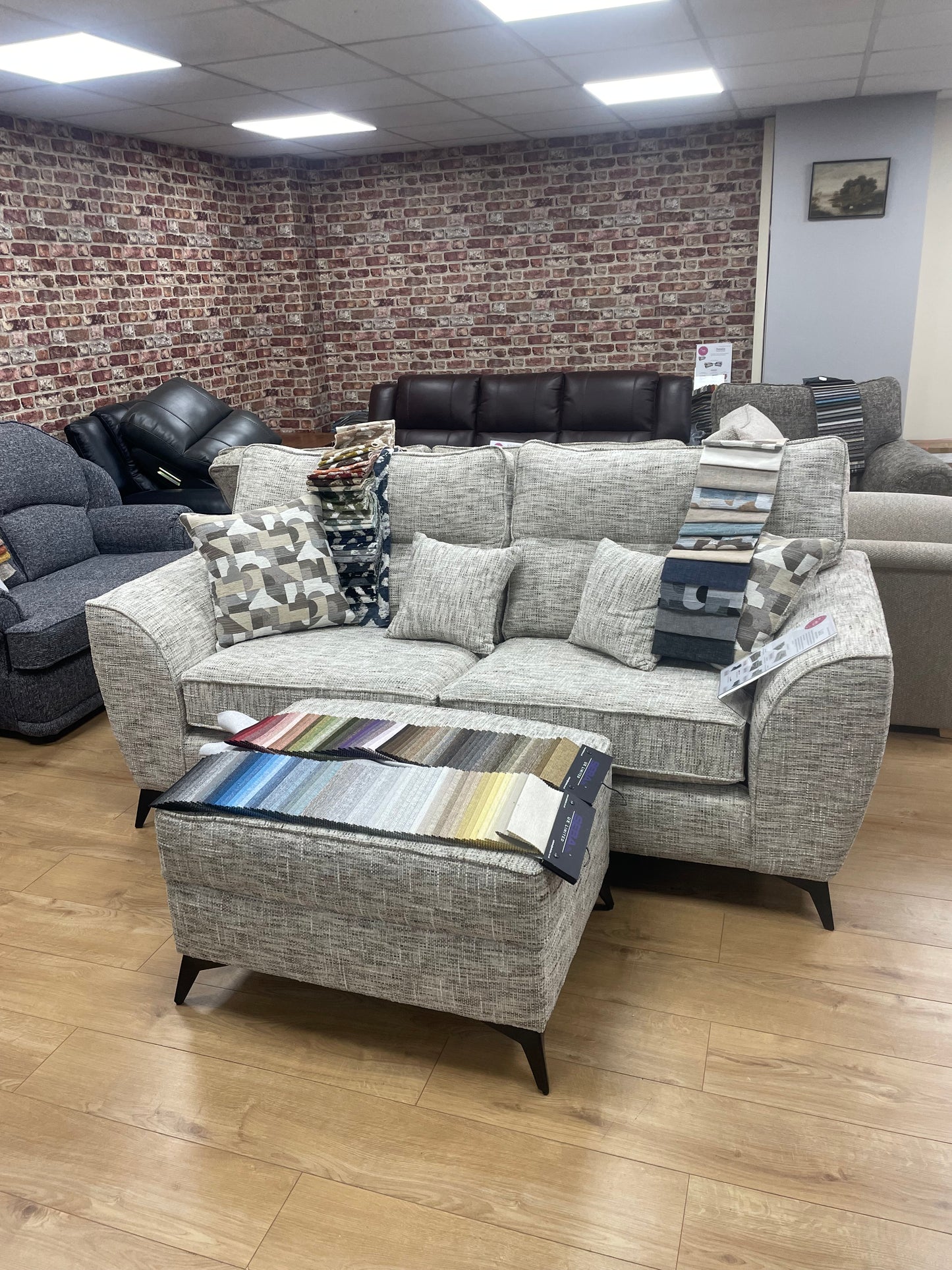 Lucy Sofa - Bridgnorth Furniture