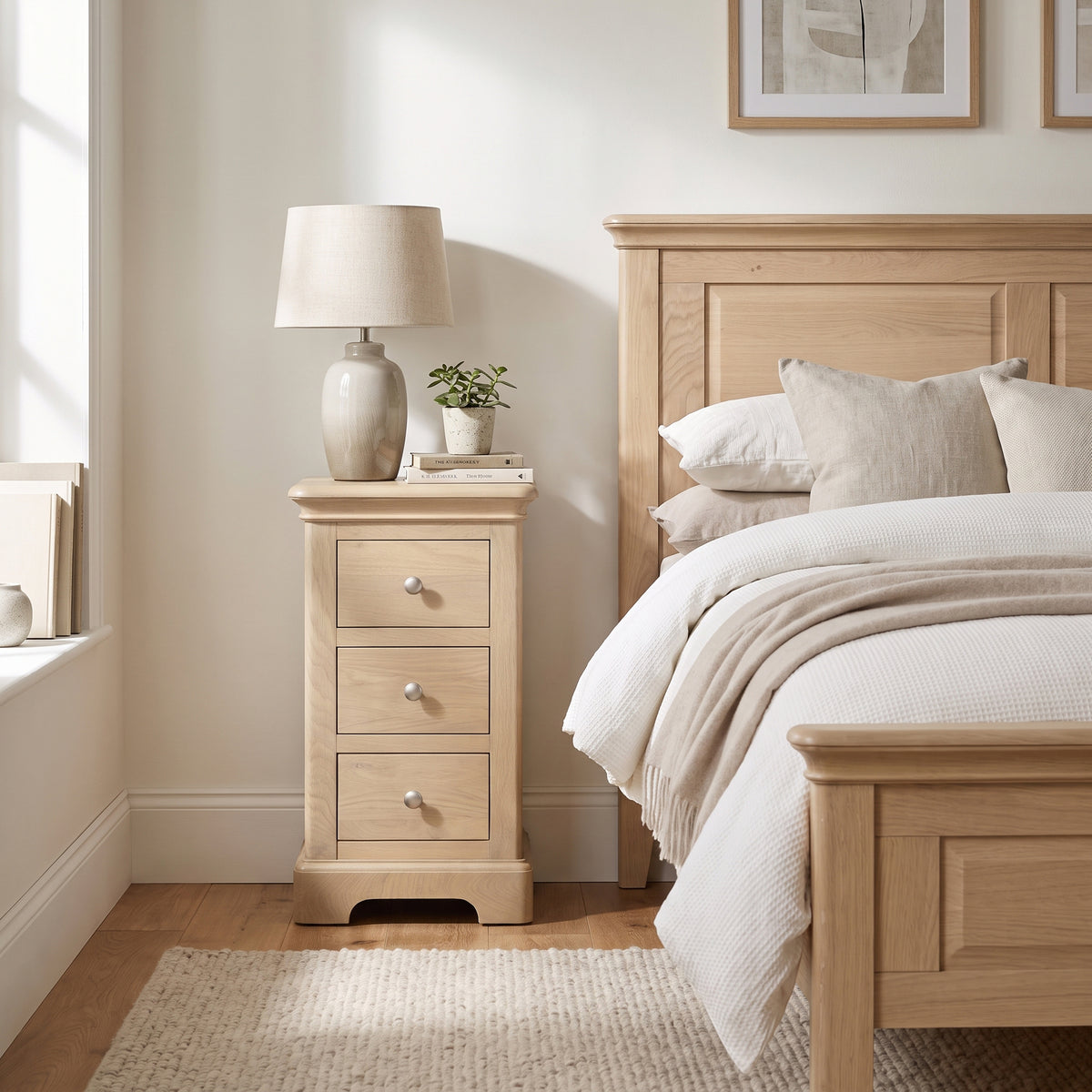 Stretton Oak Compact Bedside Table - Bridgnorth Furniture