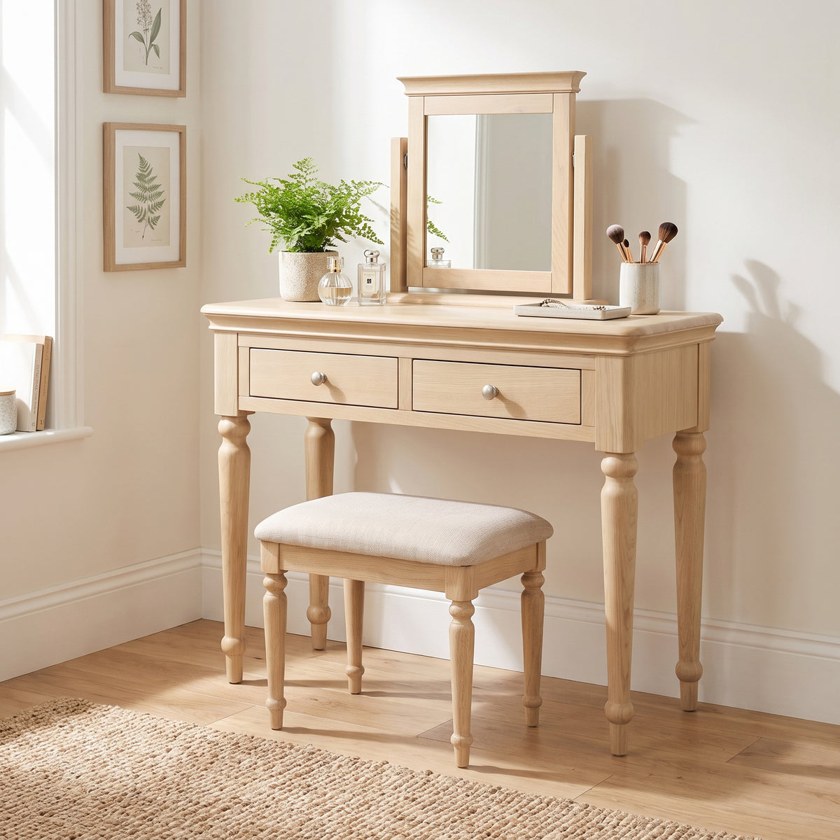 Stretton Oak Stool - Bridgnorth Furniture