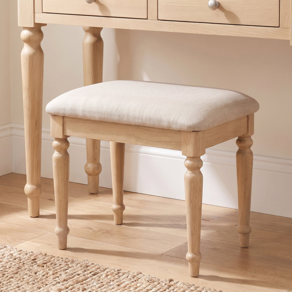 Stretton Oak Stool - Bridgnorth Furniture
