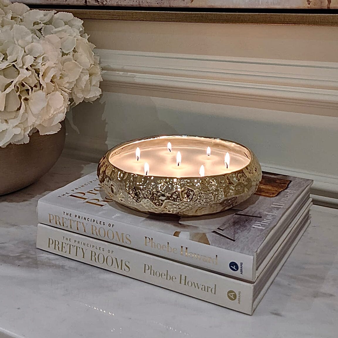 Aeolian 7 Wick Gold Scented Candle - Bridgnorth Furniture