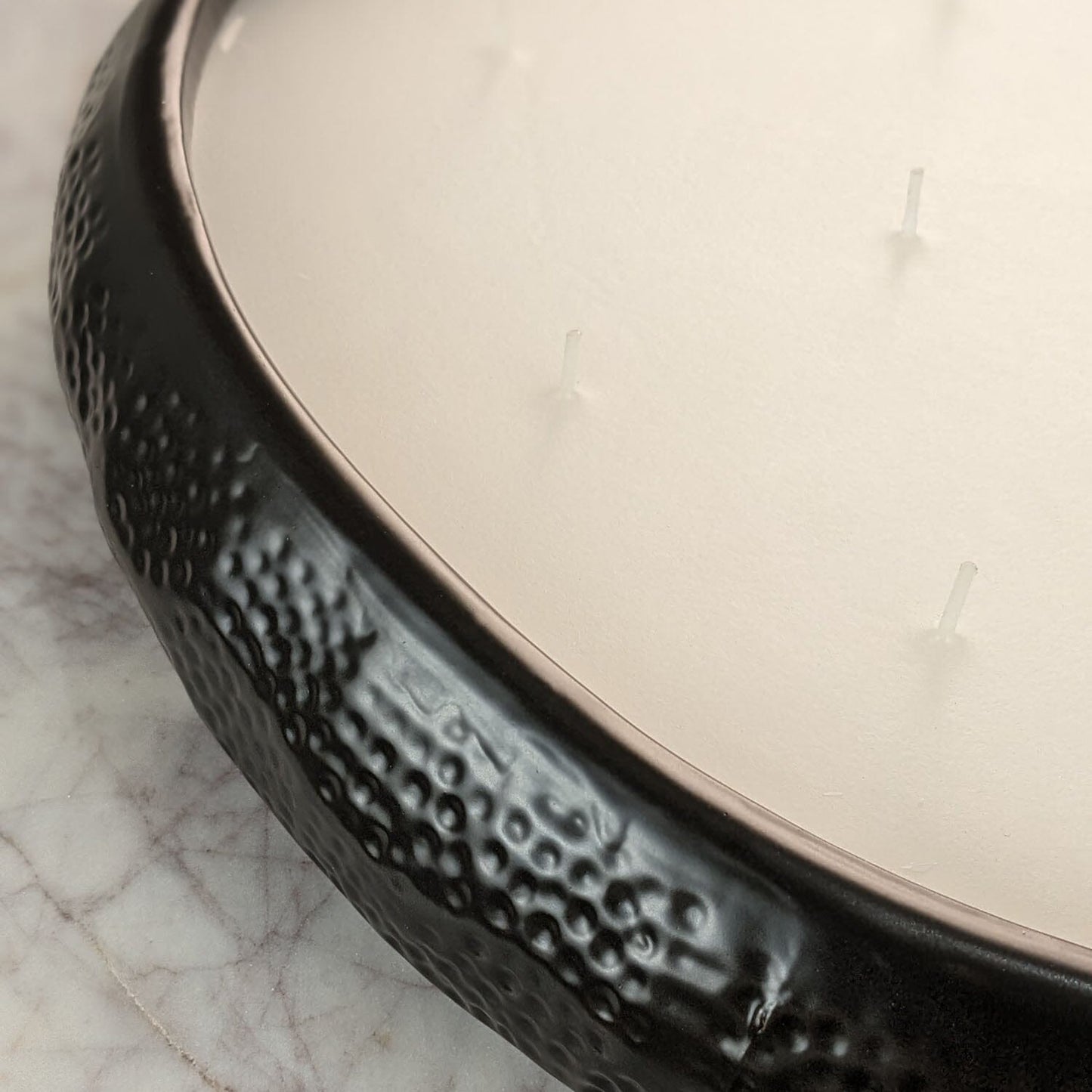 Aeolian XL Black 17 Wick Scented Candle - Bridgnorth Furniture
