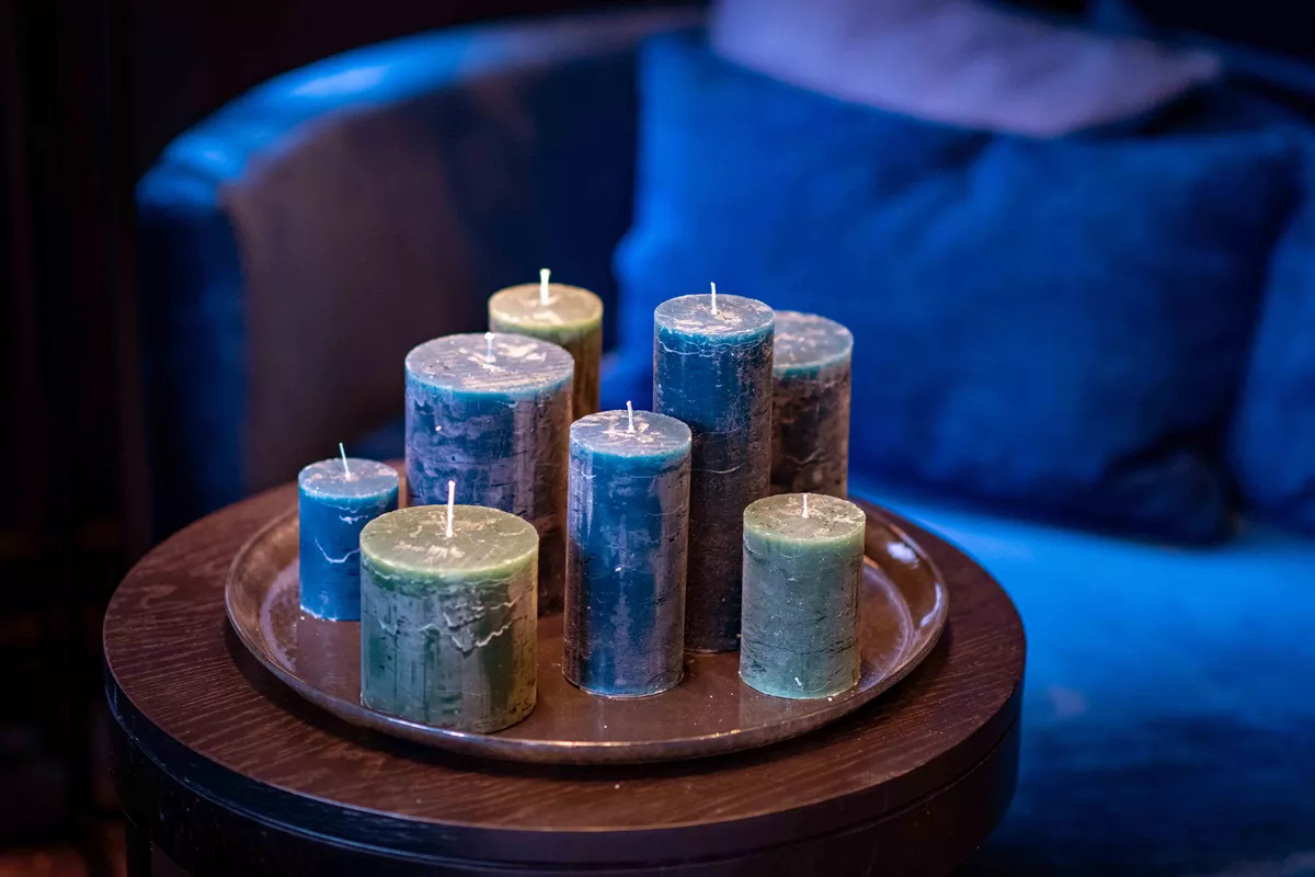 LUXURY RUSTIC CANDLE - NAVY BLUE - Bridgnorth Furniture