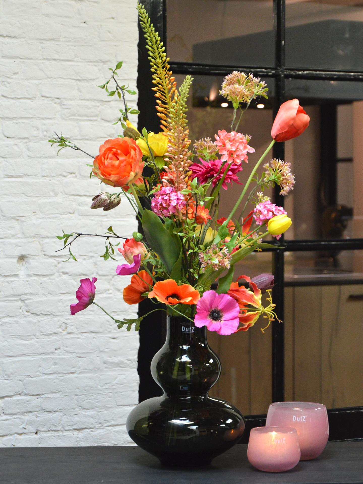 Vase Eldorado - SMOKE by DutZ - Bridgnorth Furniture
