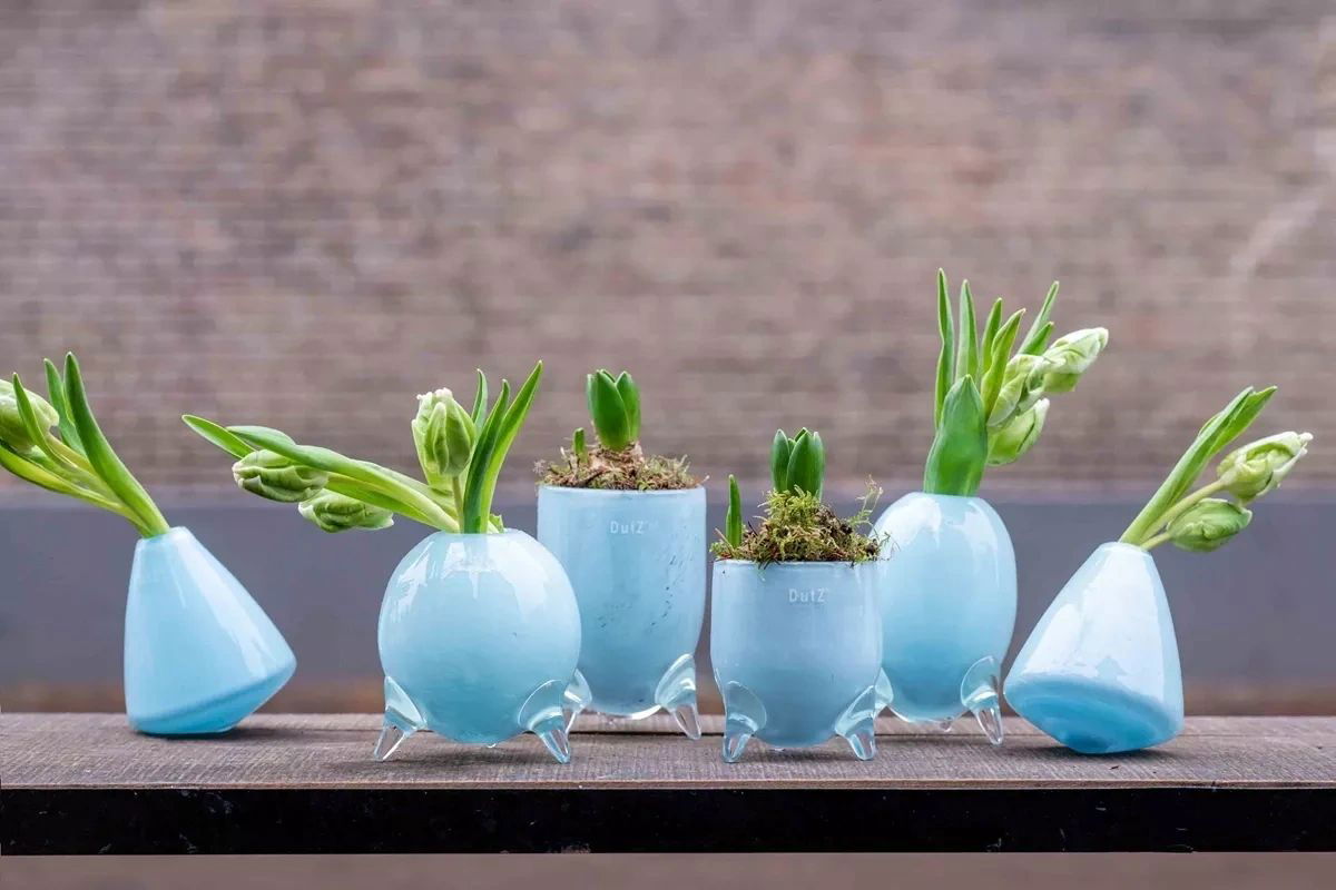 TUMBLING VASE - H12 D10 cm - BABYBLUE - Bridgnorth Furniture