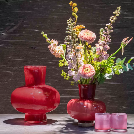 Vase MODEST - RASPBERRY by DutZ - Bridgnorth Furniture