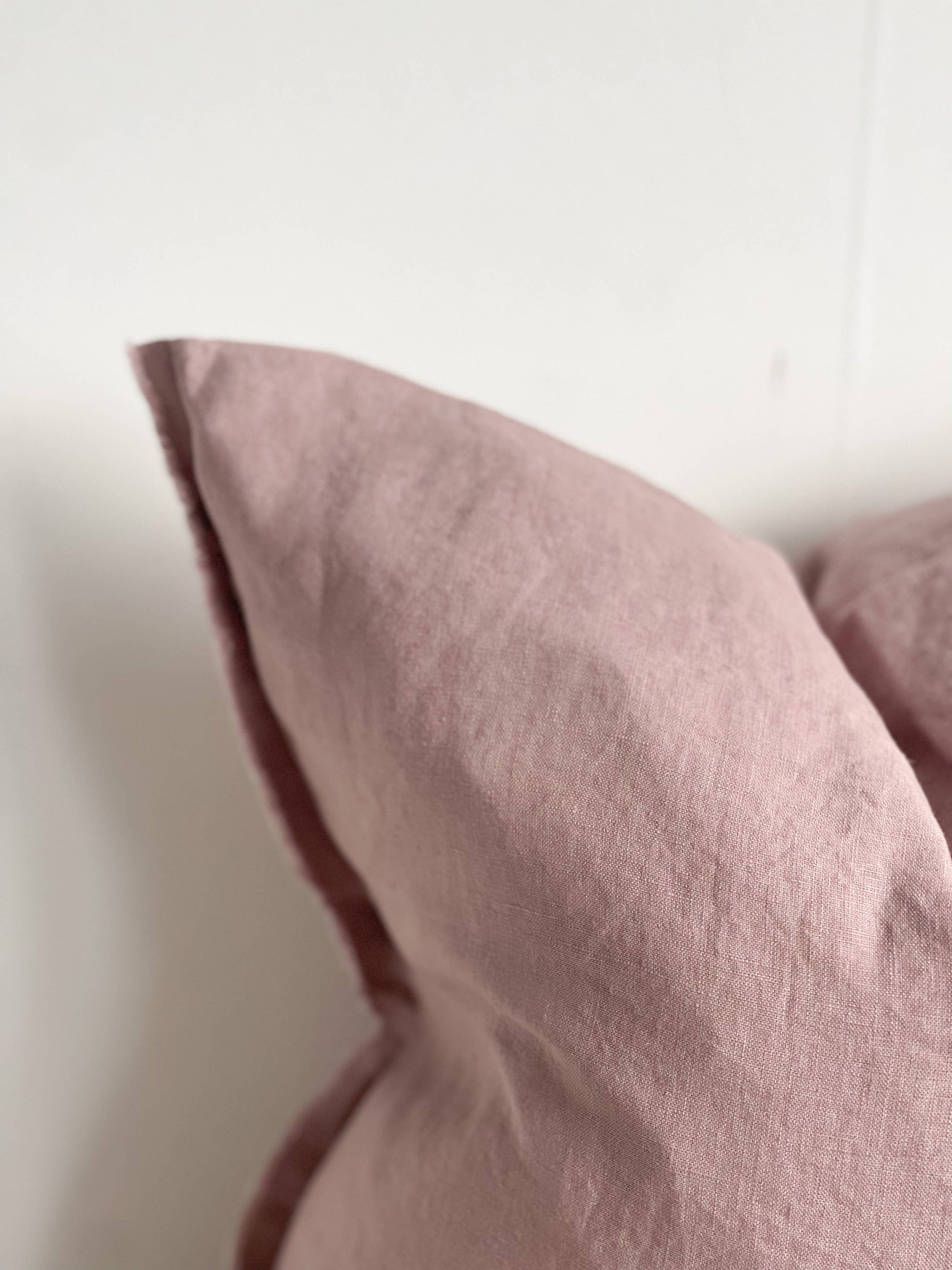 Esmee Linen Cushion Cover 45×45 – Frayed Edge Pink/Lilac - Bridgnorth Furniture