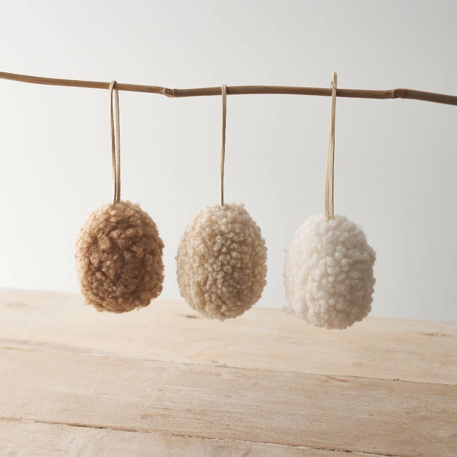 Sherpa Easter Hanging Egg - Bridgnorth Furniture