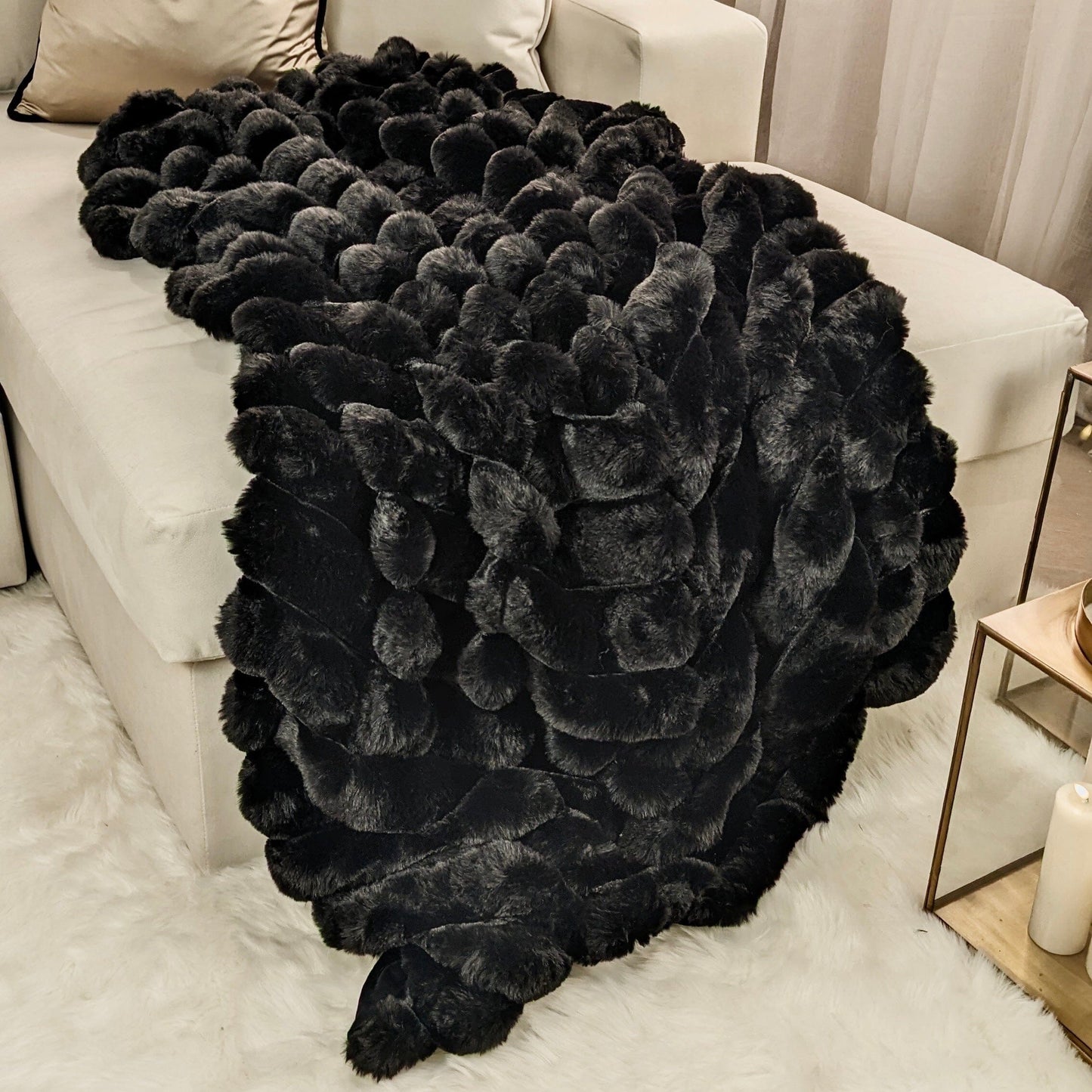 Isla Black Chunky Ribbed Faux Fur Throw - Bridgnorth Furniture