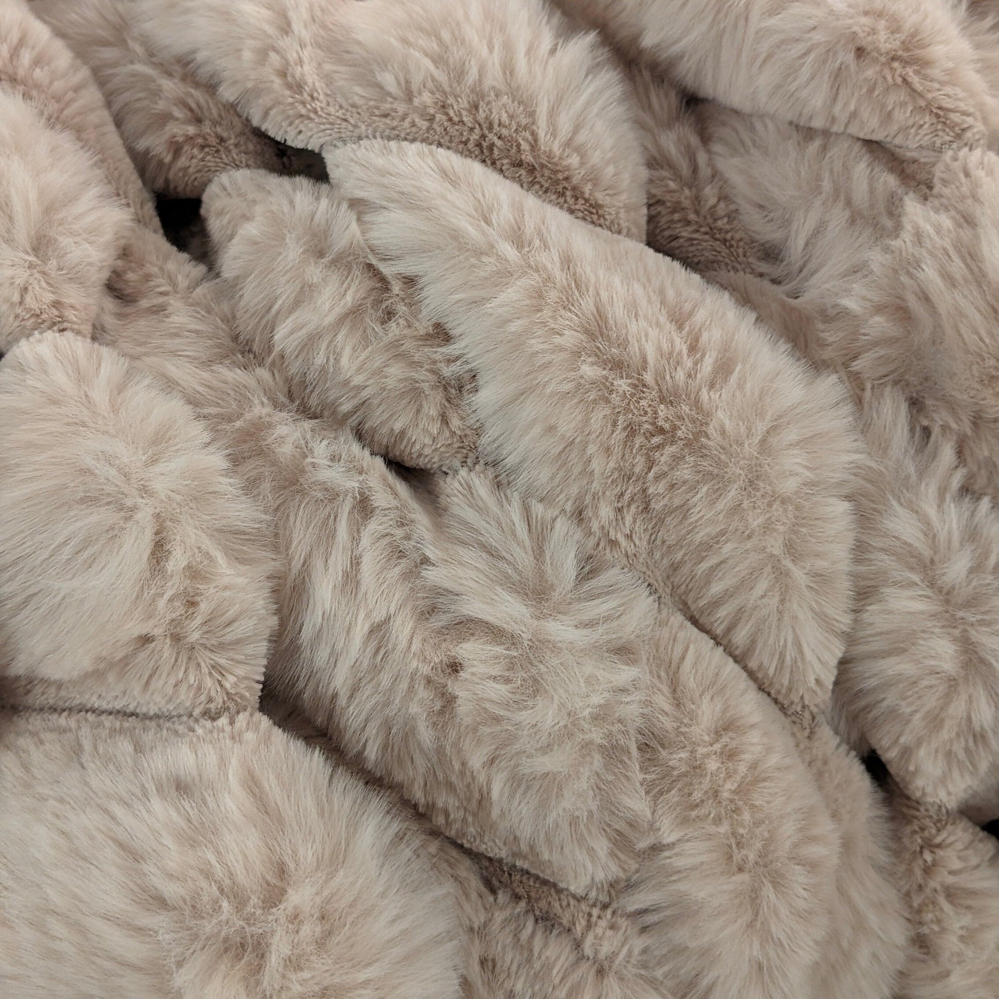Isla Oatmeal Chunky Ribbed Faux Fur Throw - Bridgnorth Furniture