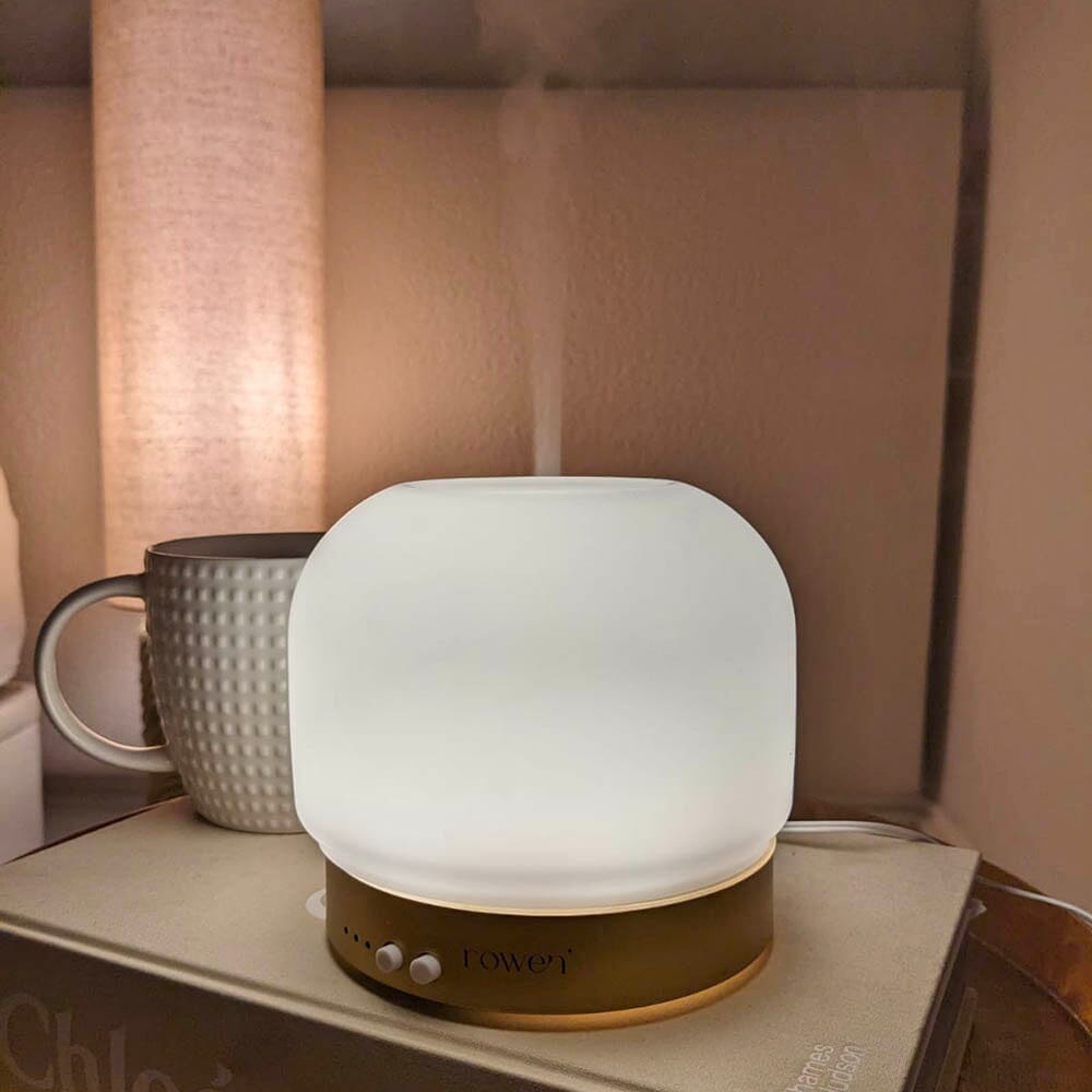 Jayla White & Gold Electronic Aroma Mist Diffuser Lamp - Bridgnorth Furniture