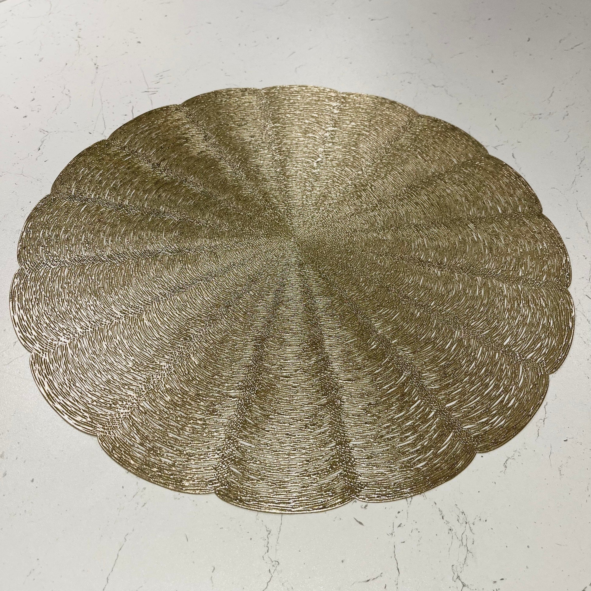 Lyra Gold Round Placemat - Bridgnorth Furniture