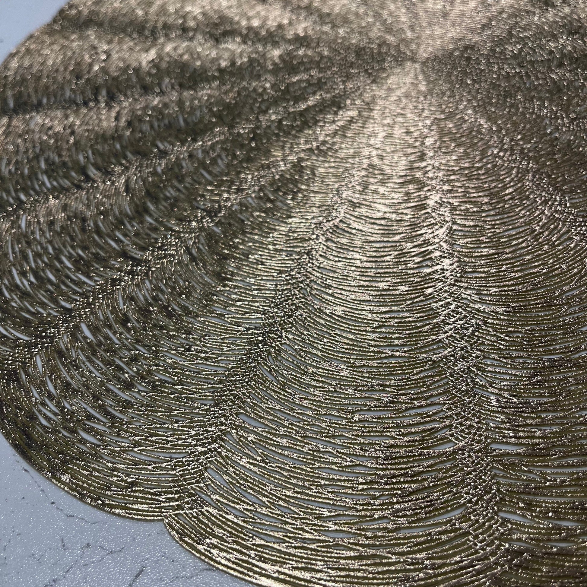 Lyra Gold Round Placemat - Bridgnorth Furniture