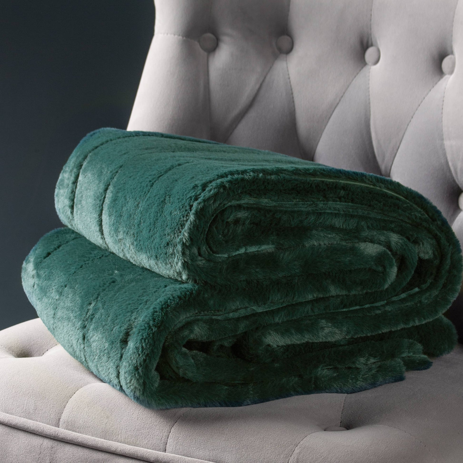 Empress Faux Fur Throw Emerald - Bridgnorth Furniture