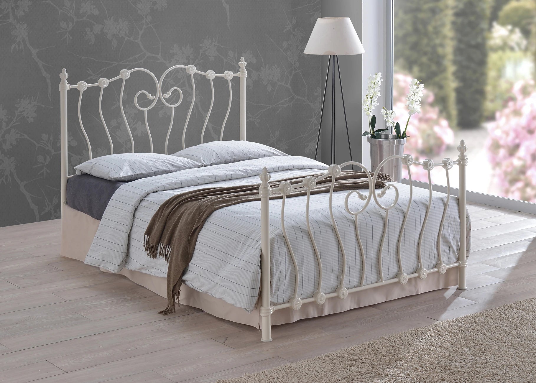 Inova Metal Bedframe - Bridgnorth Furniture