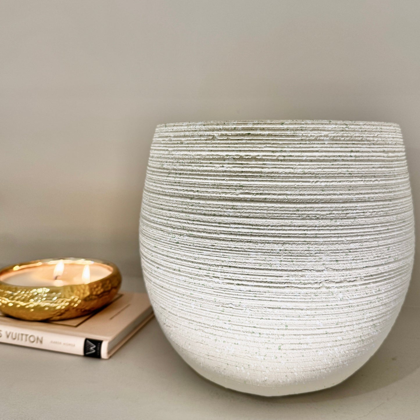 Tranquillity Medium Neutral Round Textured Planter - Bridgnorth Furniture