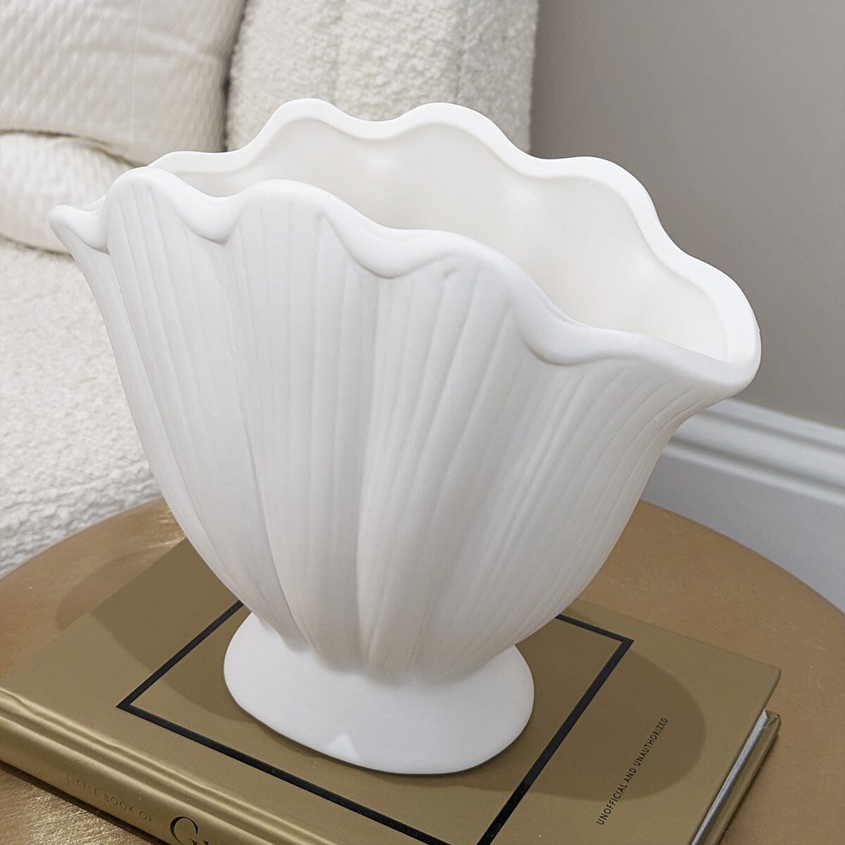 Trixie Neutral Scalloped Shell Vase - Bridgnorth Furniture