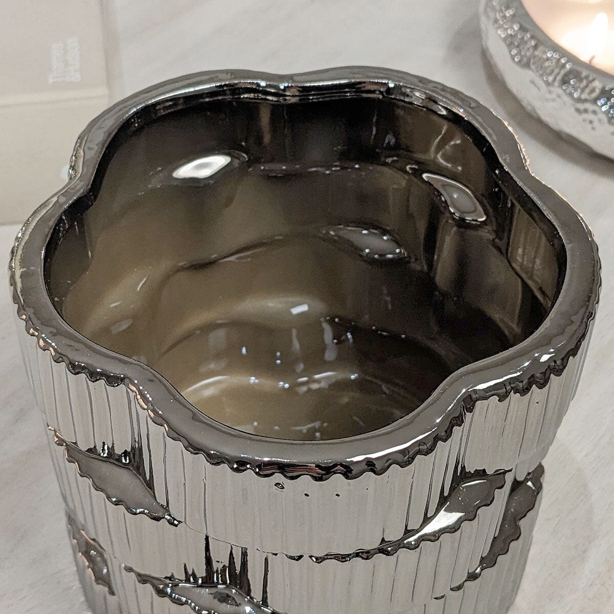 Willow Silver Ribbed Ceramic Planter - Bridgnorth Furniture